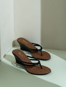 Inc.5 - Womens Black Party Wear Solid Round Toe Wedges Heels