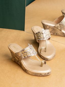 Inc.5 - Womens Golden Ethnic Printed Toe One Toe Wedges Heels