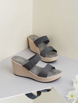 Inc.5 - Womens Grey Party Wear Solid Round Toe Wedges Heels