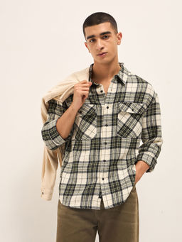 The Bear House - Men Green Cotton Relaxed Fit Shirt
