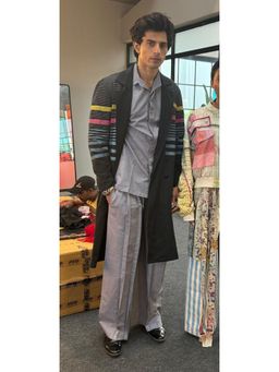Banana Labs - X Linetribe| Kaynaat Trench Coat Unisex Co-Ord Set
