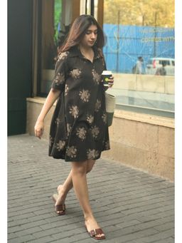 The Indian Ethnic Co. - Srisha Brown Dabu Slub Cotton A Line Knee Length Dress