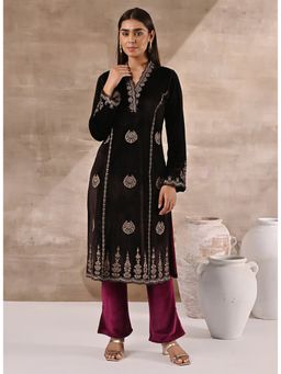 Lakshita - Brown Ethnic Motif Velvet Kurta With Sequins Work
