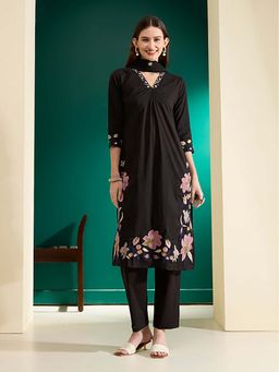 FASHOR - Embroidered Straight Kurta With Pant & Dupatta