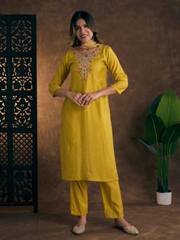 FASHOR - Embroidered Straight Kurta With Pant & Dupatta