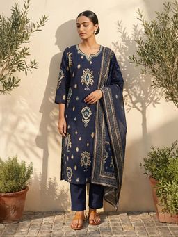 trueBrowns - Blue Print Embellished Round With V-Neck Kurta With Pant & Dupatta