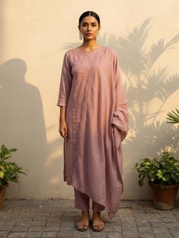 trueBrowns - Light Pink Embroidered Straight Kurta With Pant & Dupatta