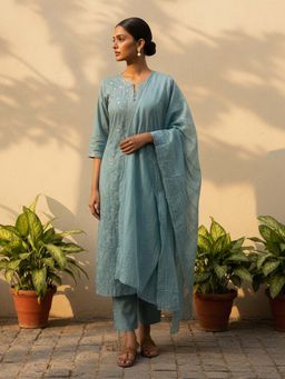 trueBrowns - Light Blue Embroidered Straight Kurta With Pant & Dupatta