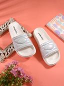 Off White color option, Sold out, Currently selected