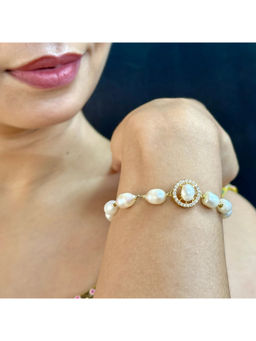 Sri Jagdamba Pearls - White Yasti Pearl Bracelet