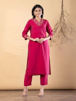 Readiprint - Women Pink Embroidered Thread Work Kurta with Pant