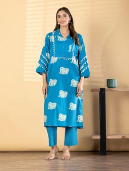Readiprint - Women Blue Printed Tassels Kurta with Pant