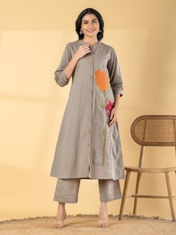 Readiprint - Women Grey Floral Embroidered Kurta with Pant