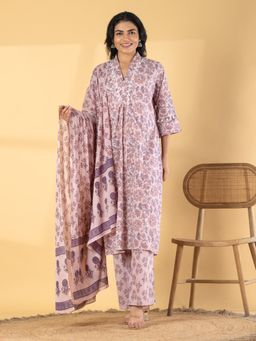Readiprint - Women Pink Floral Printed Kurta with Pant and Dupatta