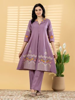 Readiprint - Women Purple Floral Embroidered Kurta with Pant