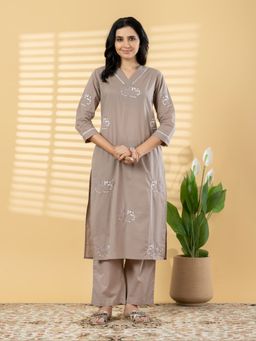 Readiprint - Women Beige Embroidered Thread Work Kurta with Pant