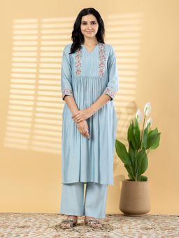 Readiprint - Women Blue Floral Embroidered Kurta with Pant