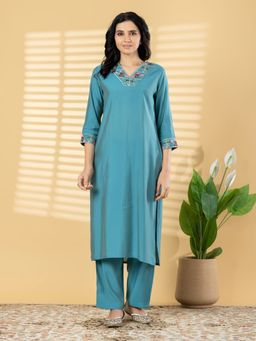 Readiprint - Women Blue Floral Embroidered Kurta with Pant