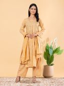 Yellow color option, Sold out, Currently selected
