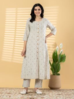 Readiprint - Women Grey Floral Printed Kurta with Pant