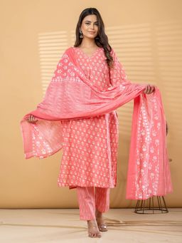 Readiprint - Women Peach Floral Printed Kurta with Pant and Dupatta