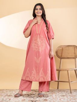 Readiprint - Women Pink Floral Printed Kurta with Pant