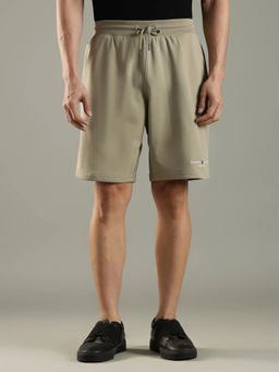 Tommy Hilfiger - Regular Fit Solid Mid Rise Green Shorts