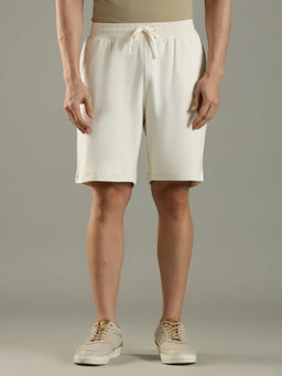 Tommy Hilfiger - Regular Fit Solid Mid Rise Yellow Shorts