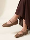 Brown color option
