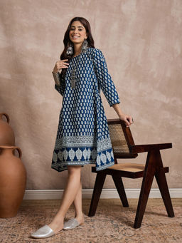 InWeave - Indigo White Motif Short Dress