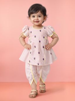 Vastramay - Girls Pink Cotton Blend Kurta with Dhoti