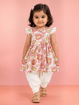 Vastramay - Girls Pink Cotton Kurta with Dhoti