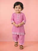 Pink color option, Currently selected