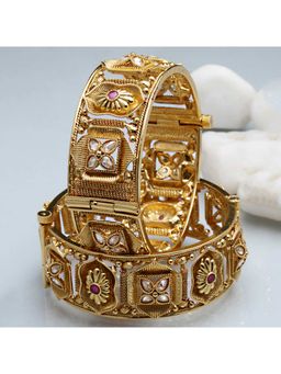 Karatcart - Gold Plated Antique Rajwadi Temple Bangle Set for Women