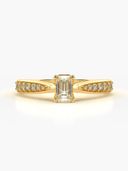 Gold color option, Currently selected