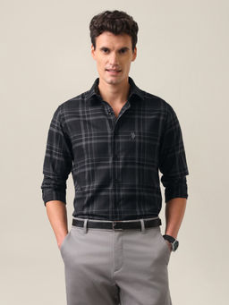 U.S. POLO ASSN. - Men Checked Tailored Fit Cotton Shirt