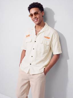 max - Men Oversized Solid Resort Shirt