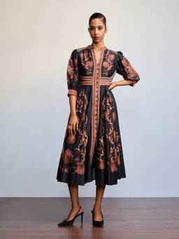 Ritu Kumar - Kiyomi Black Dress