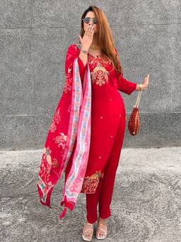 VredeVogel - Women's Silk Blend Embroidered Straight Pink Kurta With Pant And Dupatta