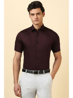 Allen Solly - Men Maroon Solid Half Sleeves Formal Shirt