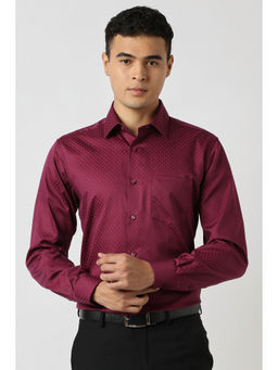 Van Heusen - Men Maroon Textured Full Sleeves Formal Shirt