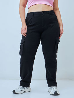 Bewakoof - Women's Black Plus Size Cargo Pants