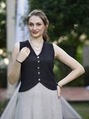 Black color option, Sold out, Currently selected