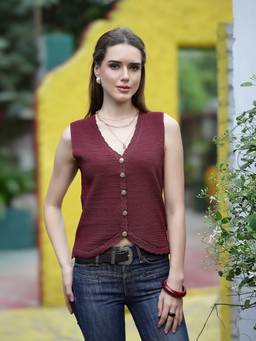 Mafadeny - Women Solid Knit V-Neck Sleeveless Red Top