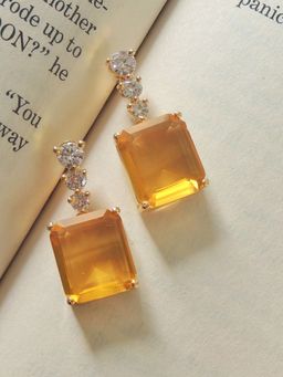 Johori - Delight Champagne Gold Plated Studs