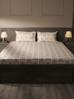 House of Owlet - Cream Floral 400TC Super King Bedsheet with 2 Pillow Covers