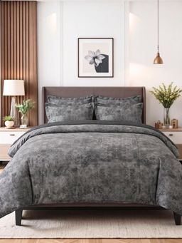 the White Moss - Charcoal Grey 250TC Spindle King Bedsheet With 2 Pillow Covers
