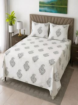 Threadwear - White Floral 330TC Queen Bedsheet With 2 Pillow Covers