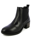 Black color option, Sold out, Currently selected