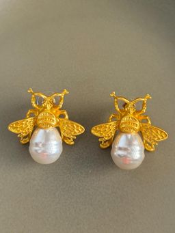 AMOSSH - Mimi White Earrings